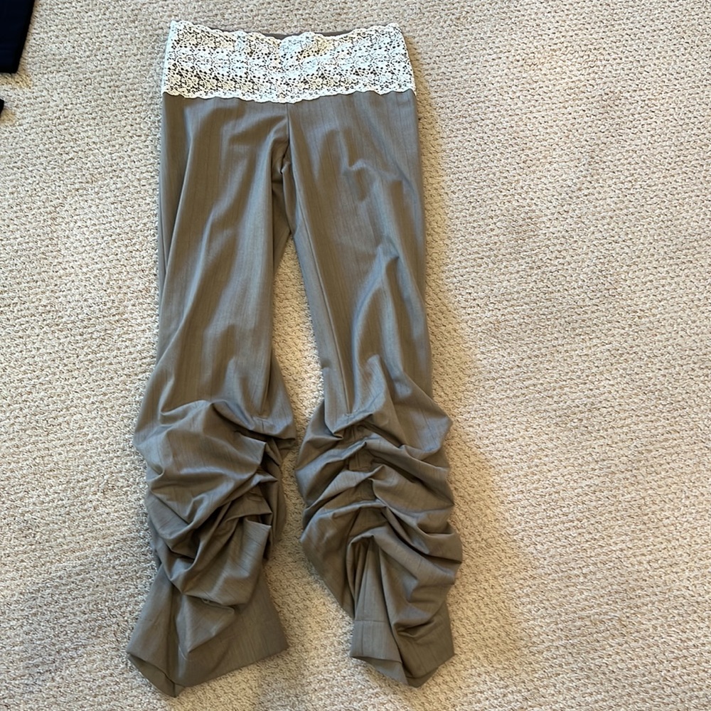 Unique lace waist a d gathered hem pants